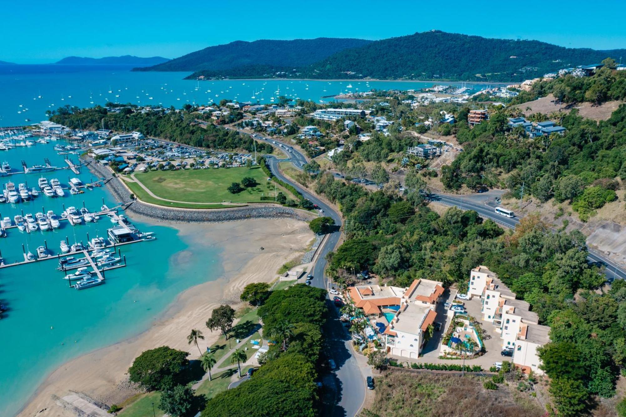 Shingley Beach Resort - Whitsundays Airlie Beach Dış mekan fotoğraf