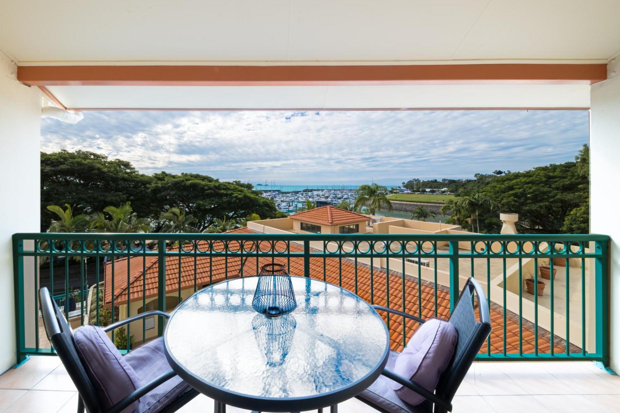 Shingley Beach Resort - Whitsundays Airlie Beach Dış mekan fotoğraf