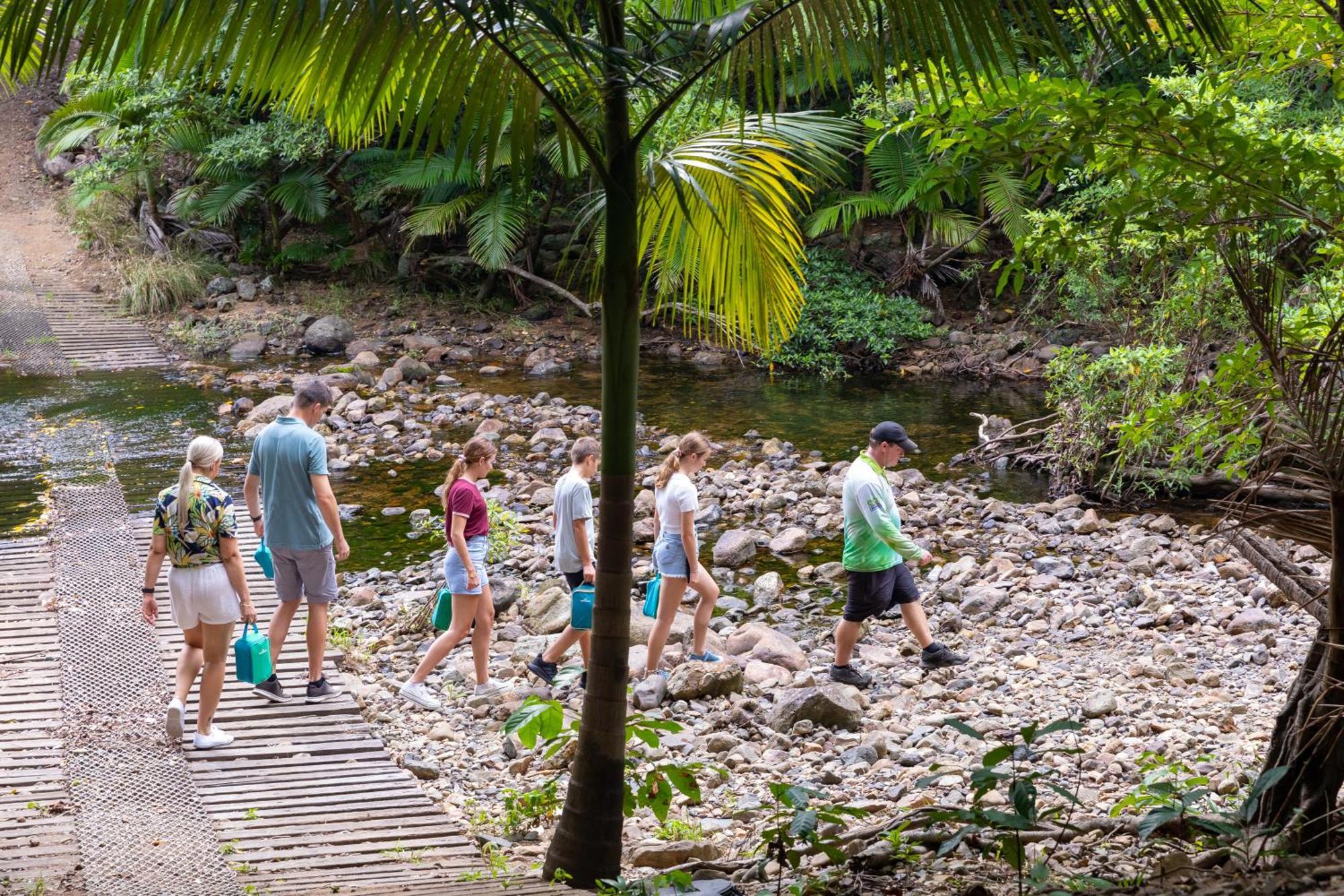 Shingley Beach Resort - Whitsundays Airlie Beach Dış mekan fotoğraf