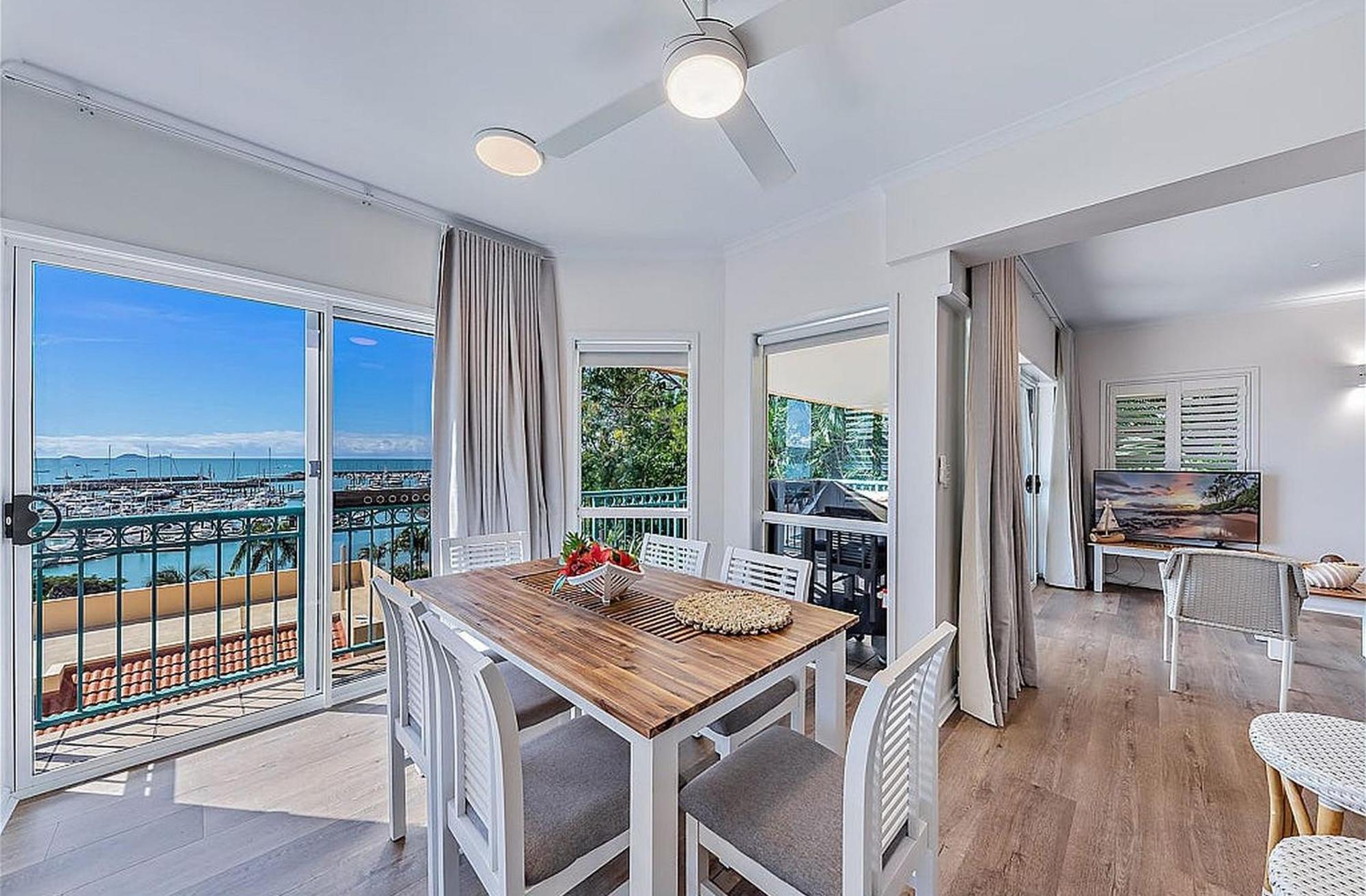 Shingley Beach Resort - Whitsundays Airlie Beach Dış mekan fotoğraf
